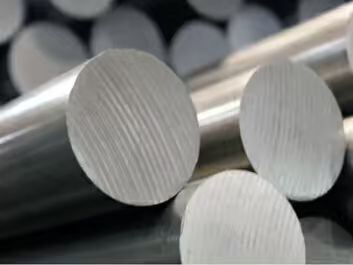 2A12 T4 Rundstab aus Aluminiumlegierung für die Luftfahrt- und Raumfahrtindustrie Hohe Festigkeit GB/T 3191 Norm für Strukturbauteile von Flugzeugen